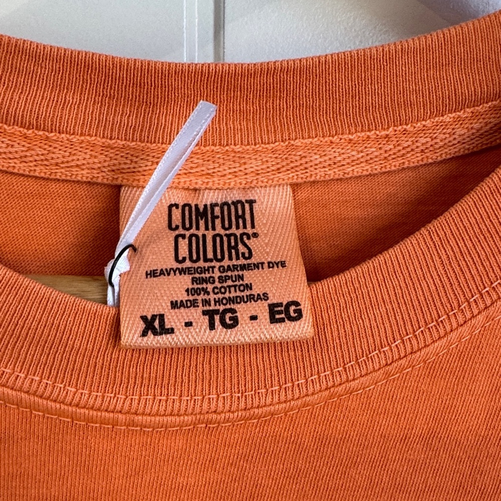 Comfort Colors Orange Crewneck Tee with Tag Size XL - Picture 2 of 4